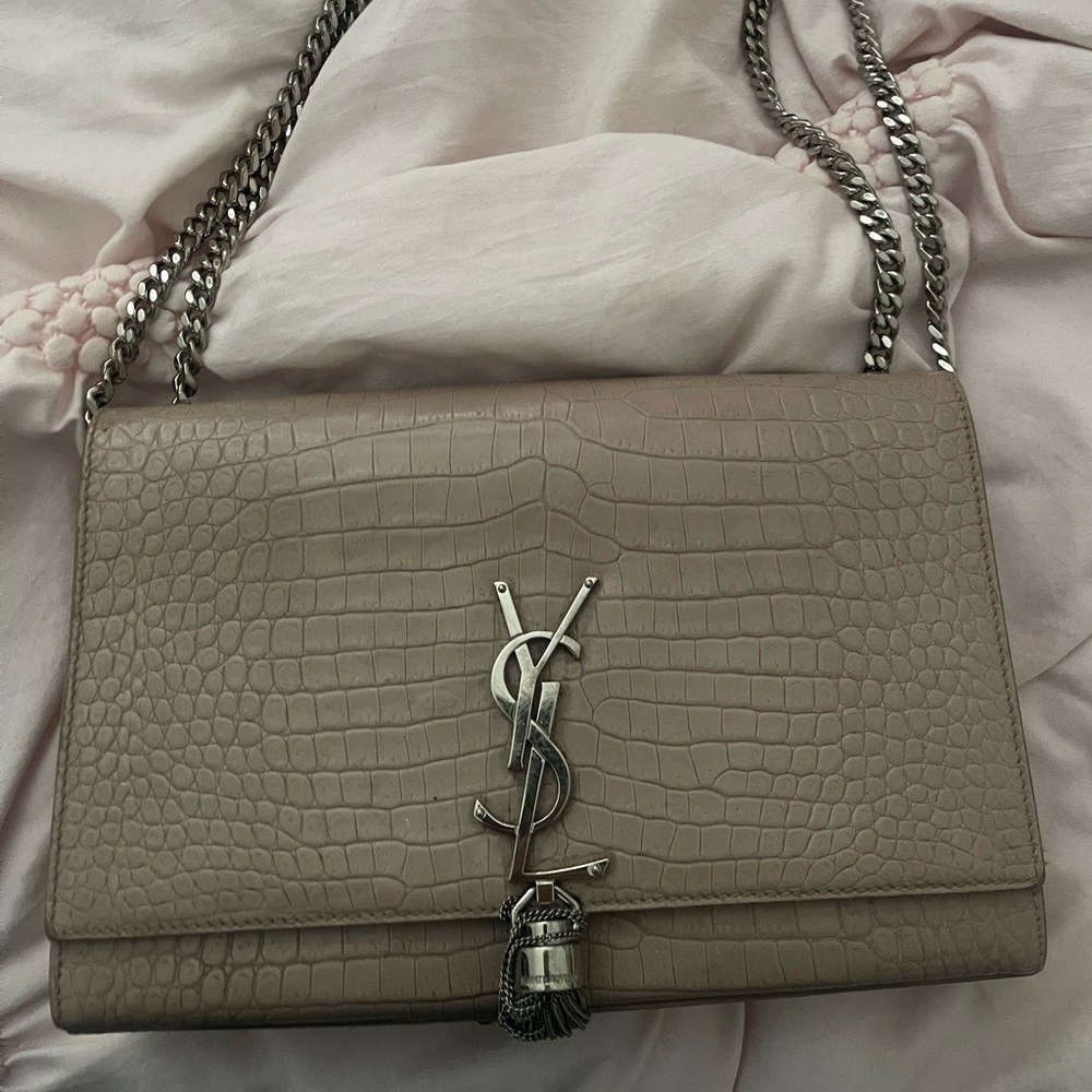 Saint Laurent Nude Croc-Embossed Crossbody Bag - Picture 4 of 15